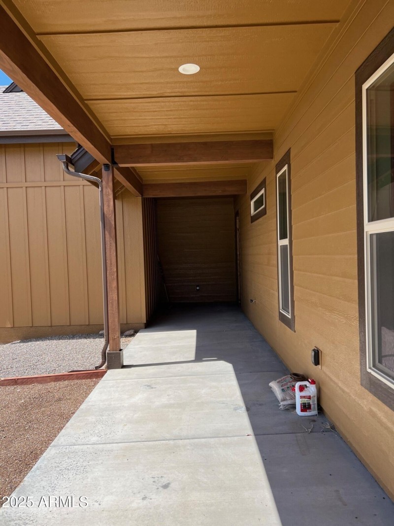 Side yard patio
