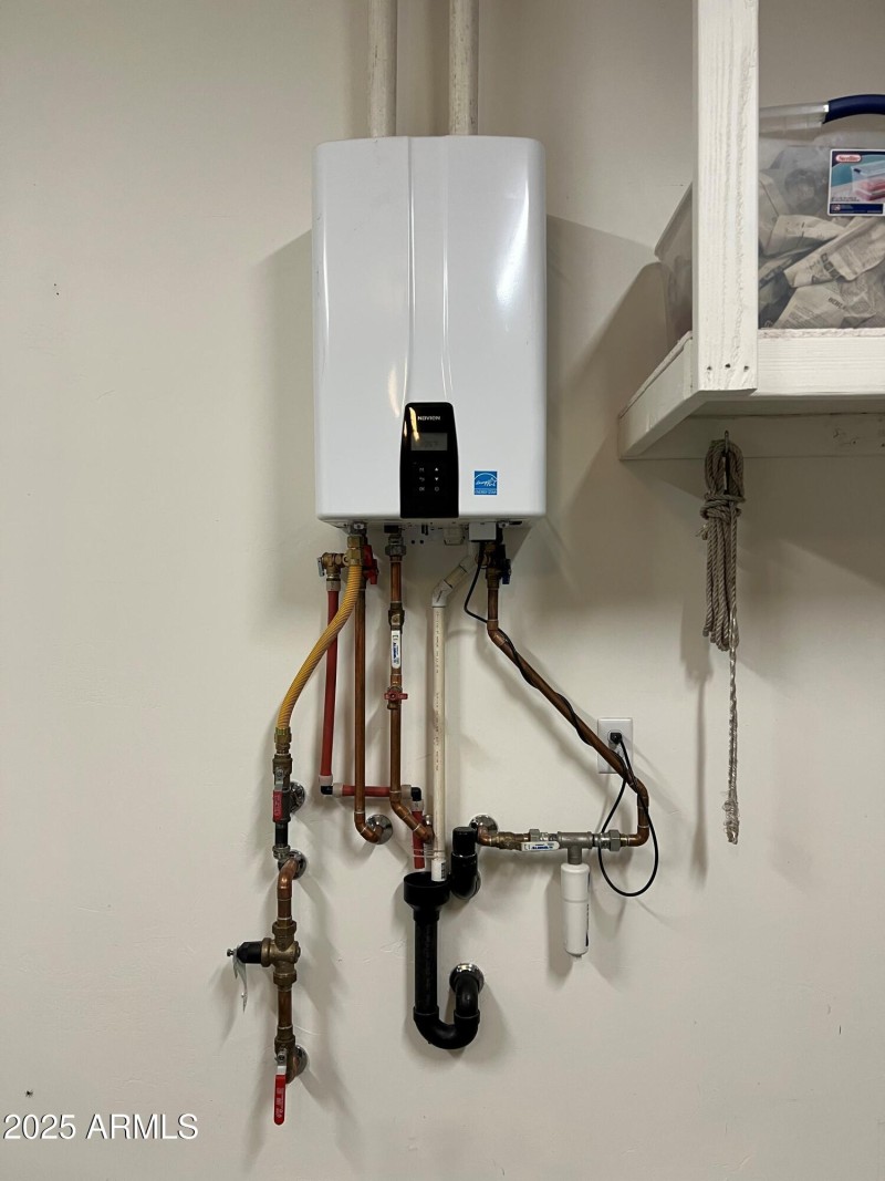 Tankless water heater