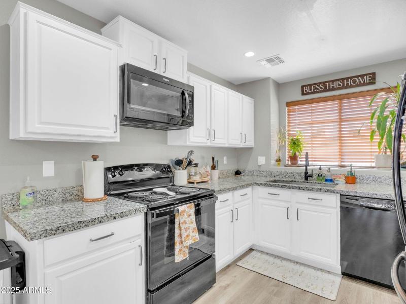 1516 W Nancy Ln-7