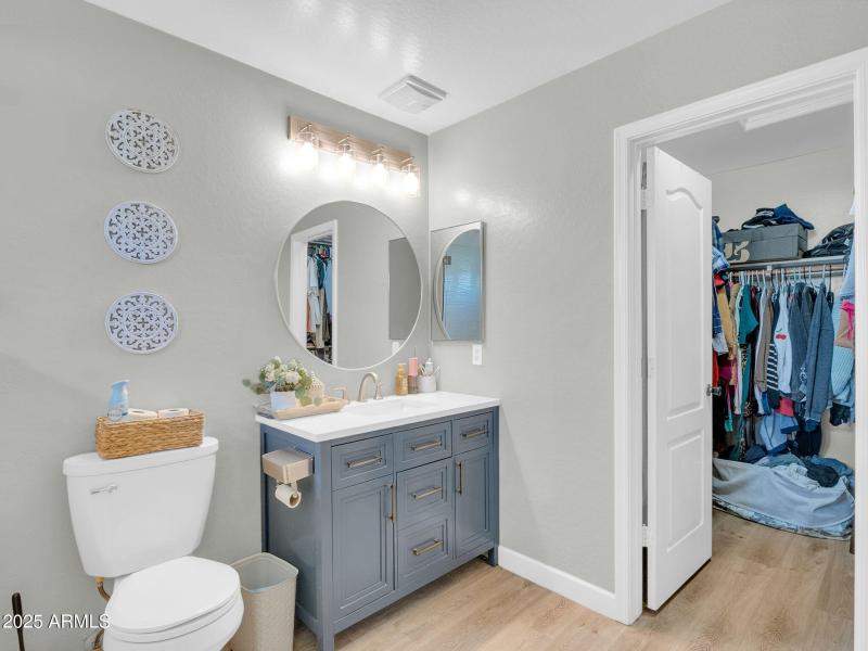 1516 W Nancy Ln-12