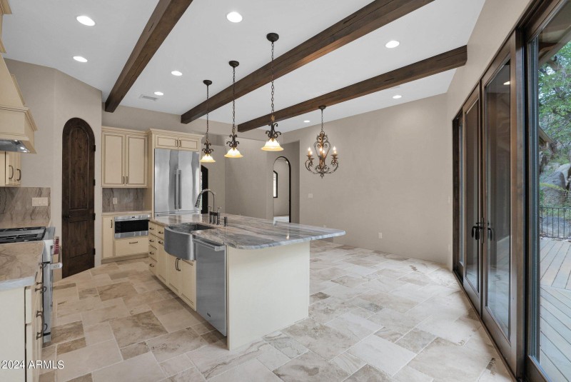 Eat in Kitchen