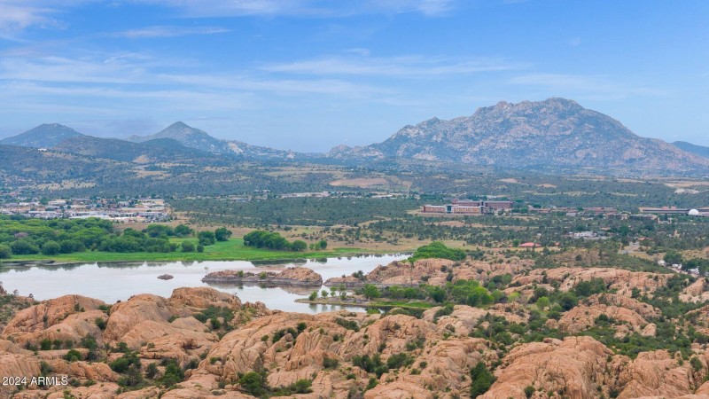 Willow Lake & Granite Mountain