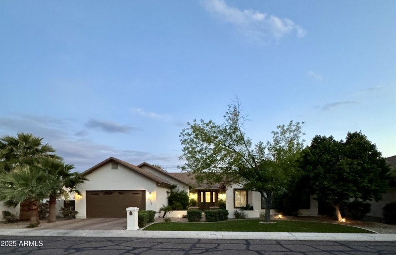 Fabulous curb appeal!