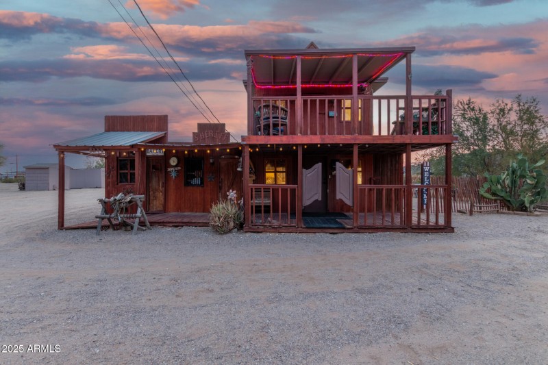 Western Town Double-Studio