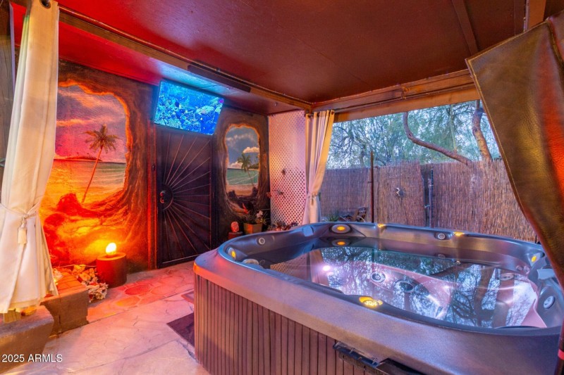 Therapeutic Hot Tub JETS ON