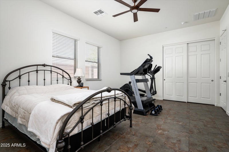 Guest Bedroom #1