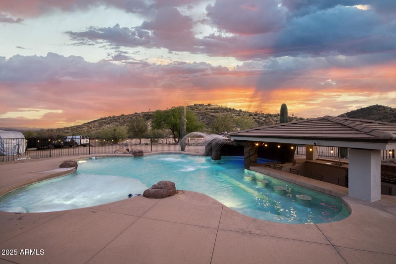 17449 E Quail Track Rd - 705