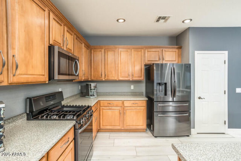 18_Cre8MyMediacom15_mls