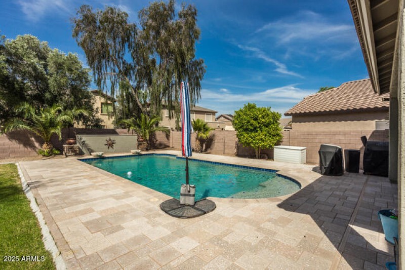 18_Cre8MyMediacom8648_mls