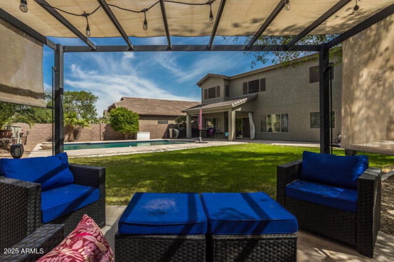 12_Cre8MyMediacom8641_mls