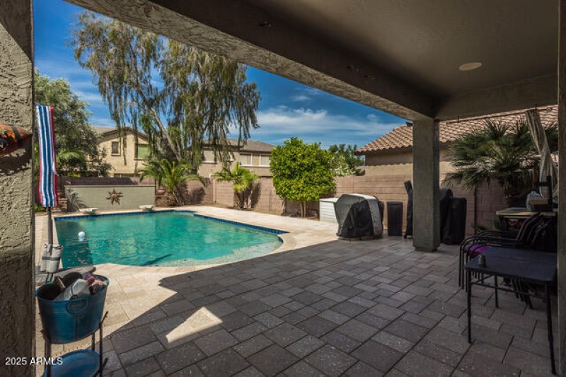 08_Cre8MyMediacom8636_mls