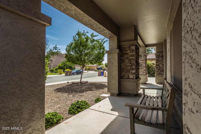 05_Cre8MyMediacom8632_mls