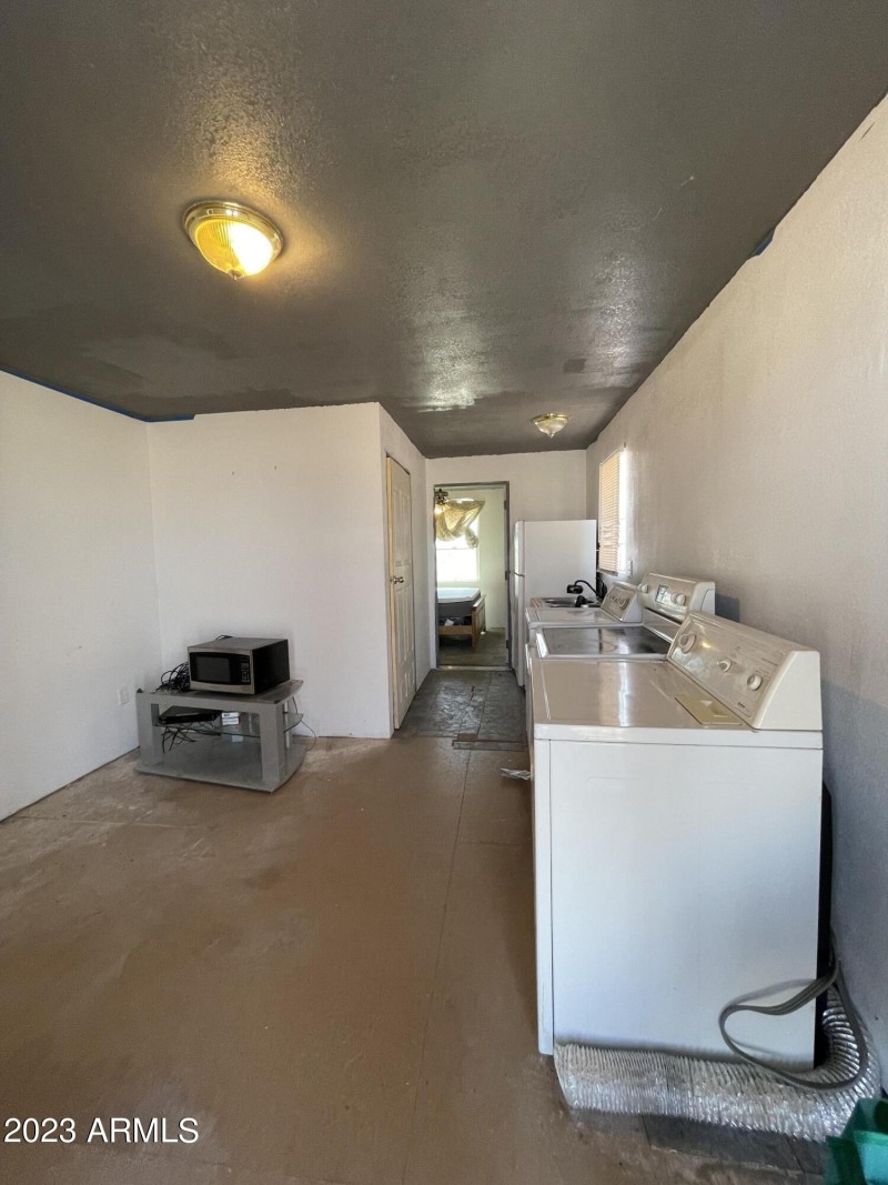 Living area/ kitchen