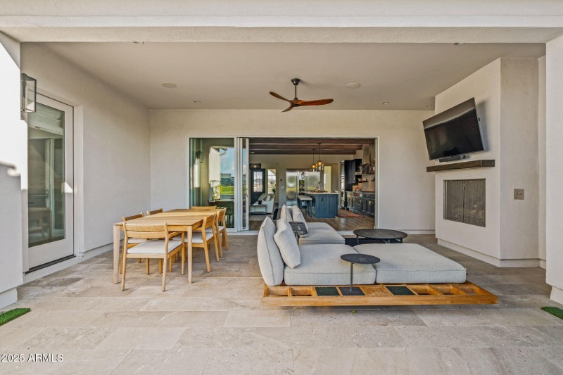 Outdoor Living!