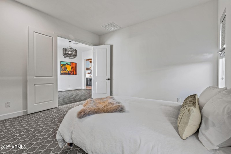 Bedroom/Flex Room