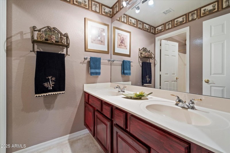 23 main bathroom