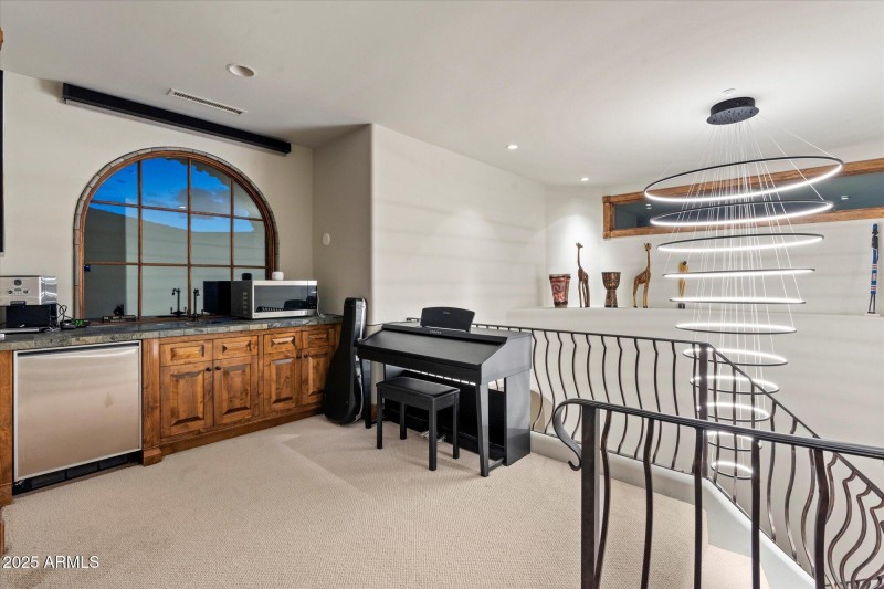 45-Upstairs Loft