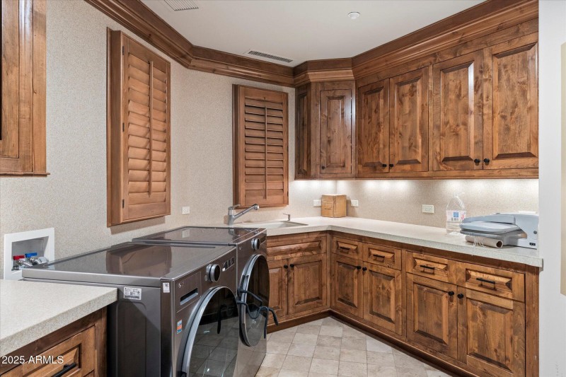 49-Laundry Room