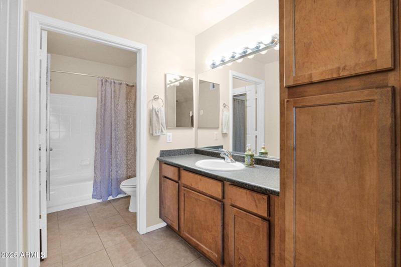 21-web-or-mls-P1166743