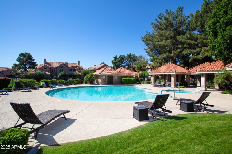 28 Community Pool