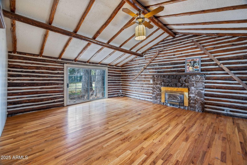 1571ESpruceLn-Pinetop-AZ-5