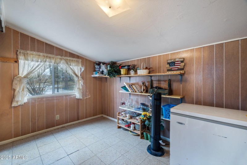 1571ESpruceLn-Pinetop-AZ-23