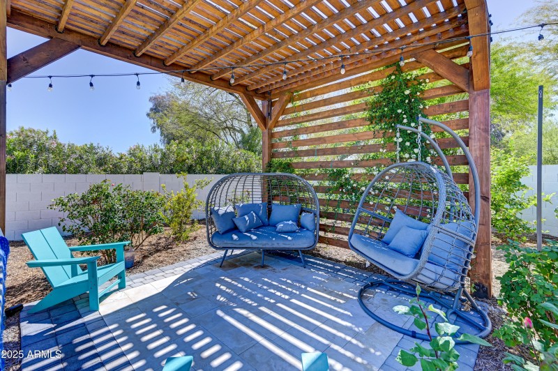 6037 E Charter Oak Rd-54