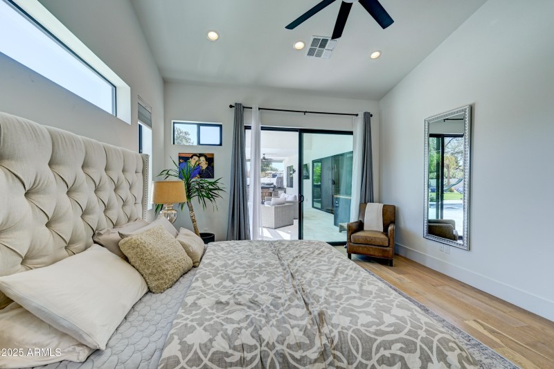 6037 E Charter Oak Rd-24