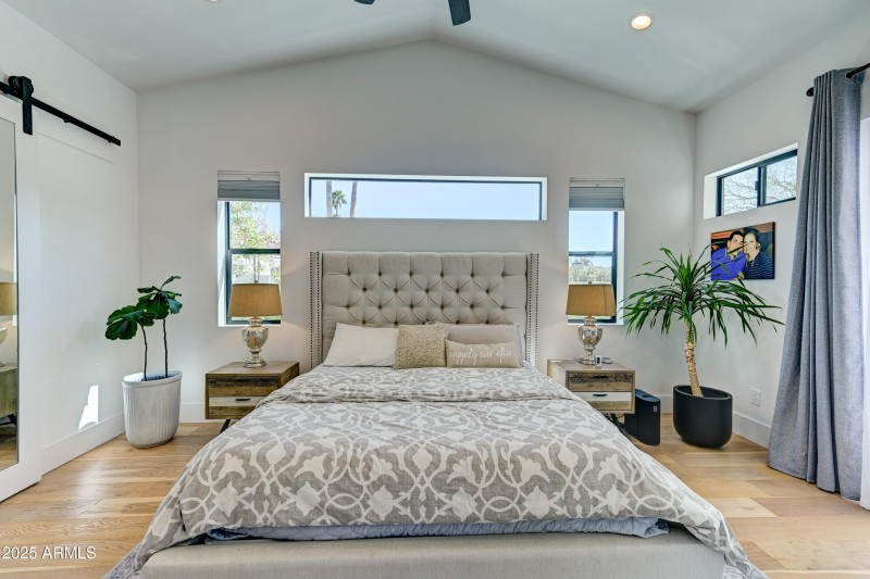 6037 E Charter Oak Rd-23