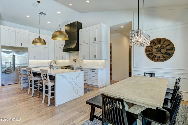 6037 E Charter Oak Rd-21