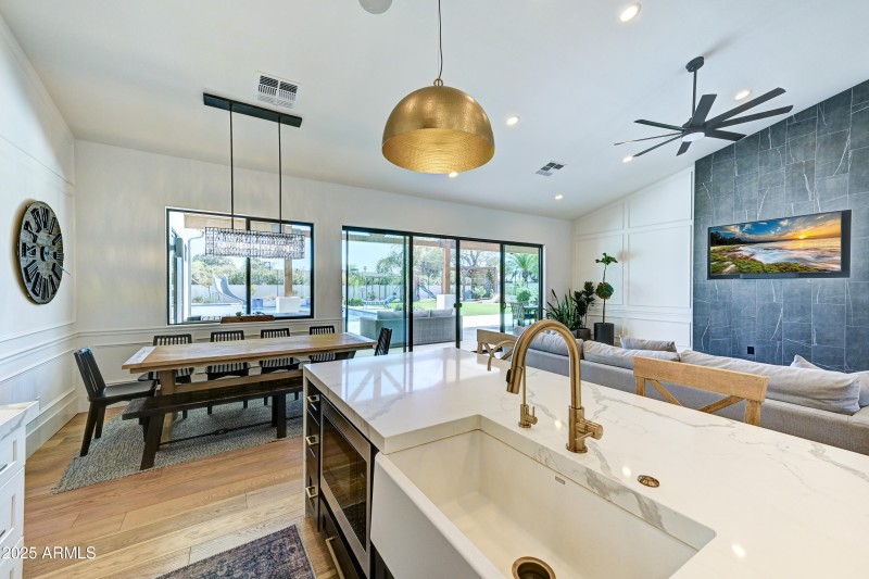 6037 E Charter Oak Rd-18