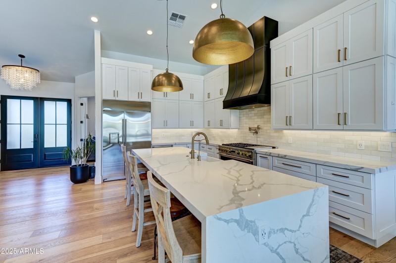 6037 E Charter Oak Rd-15