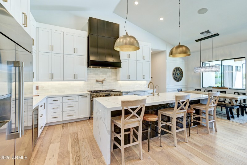 6037 E Charter Oak Rd-12