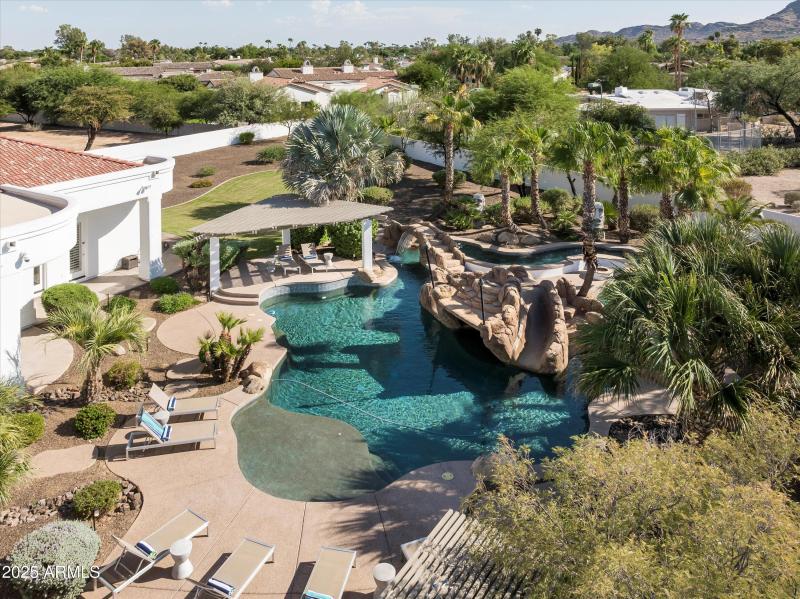 74-5901 E Mountain View Rd-74