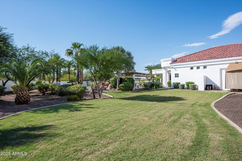 63-5901 E Mountain View Rd-63