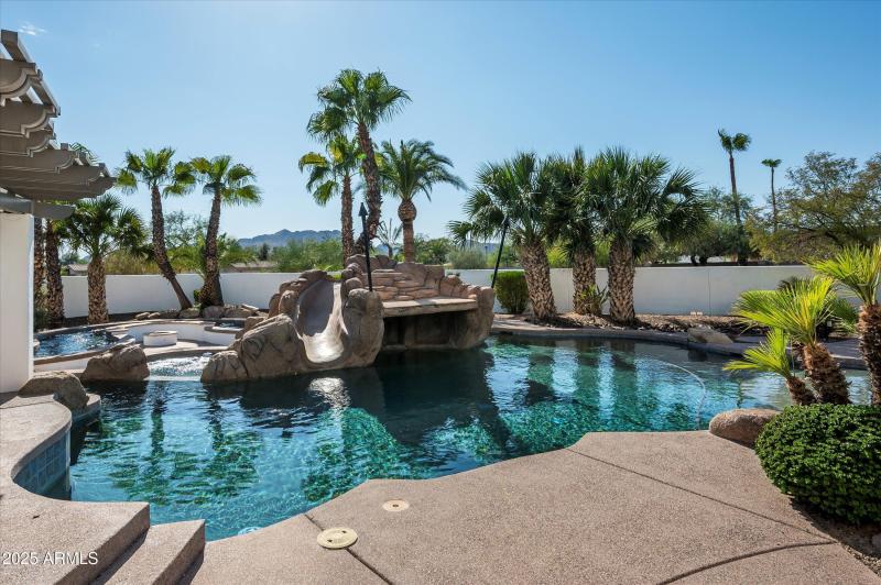 54-5901 E Mountain View Rd-54