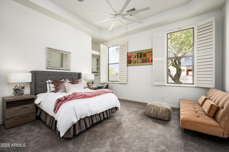 43-5901 E Mountain View Rd-43