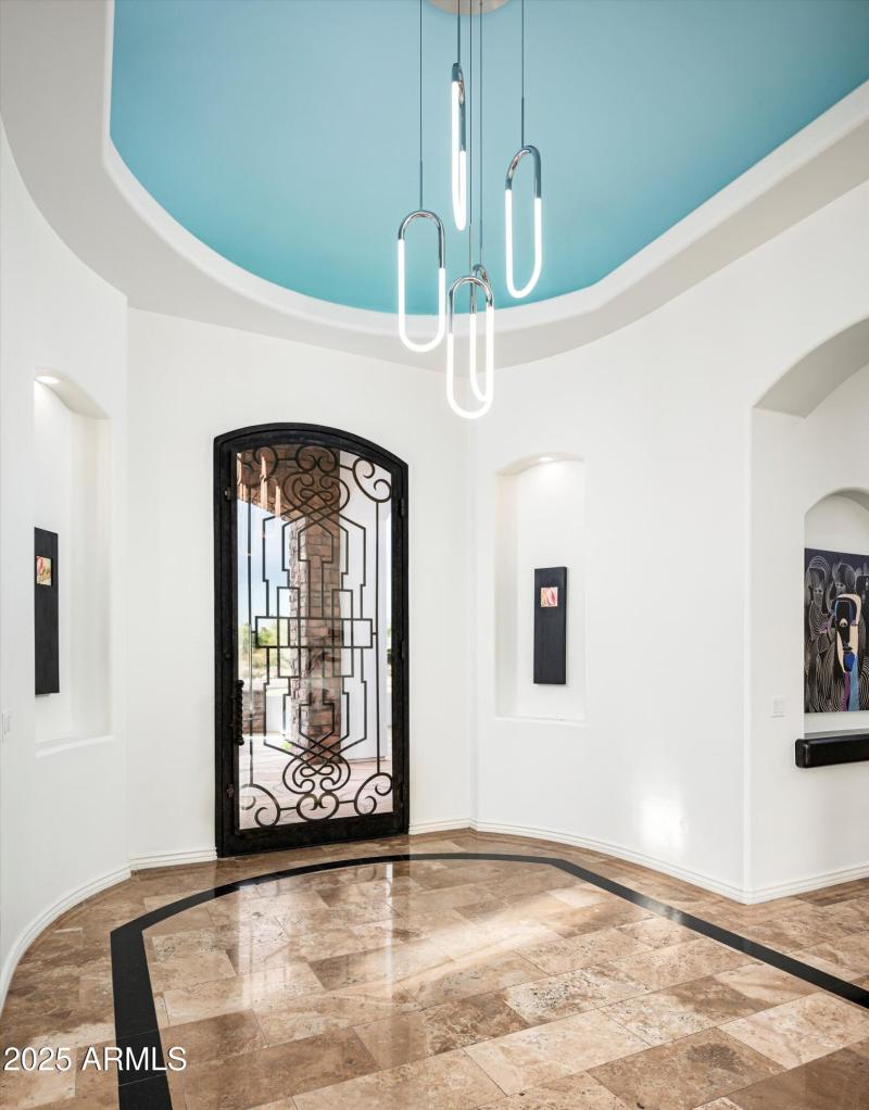 13-5901 E Mountain View Rd-13