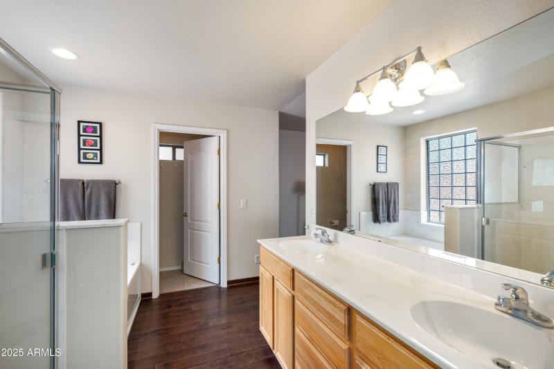 En Suite Bath
