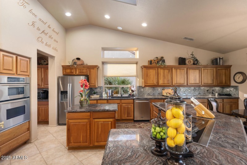 18-Kitchen