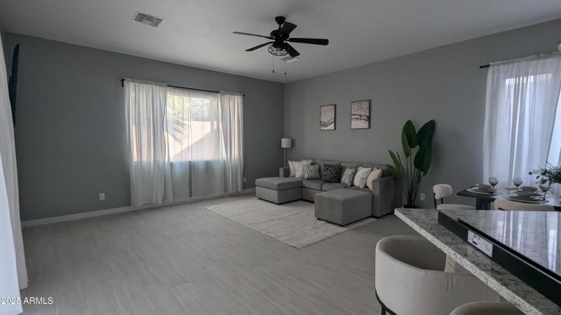 PXL_20250330_234023302