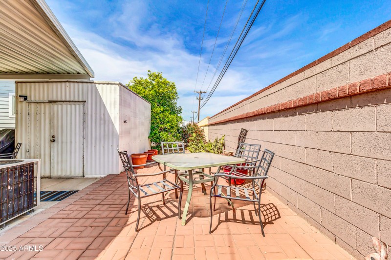 1356 W KIOWA CIR-23