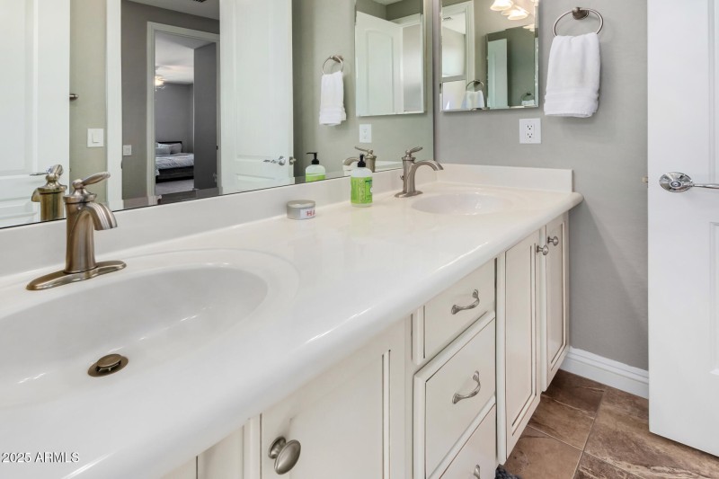 Upstairs hall bath