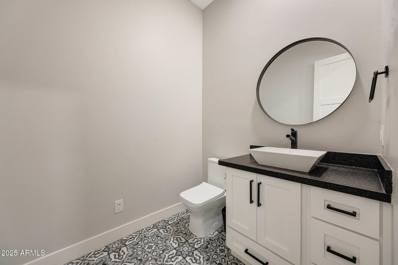 Powder room