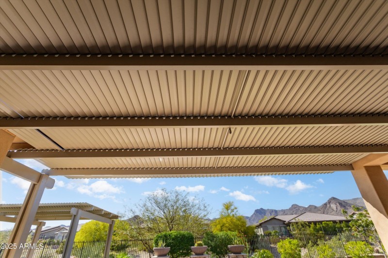 Pergola closed - Rear Patio