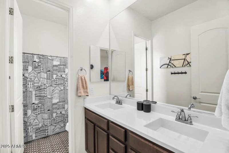 Guest Bath 2
