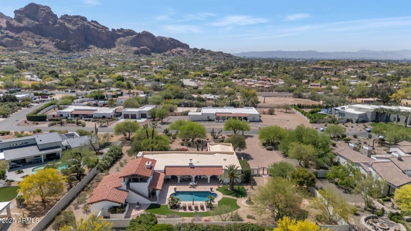 4726 E Sierra Vista Dr-large-016-002-DJI