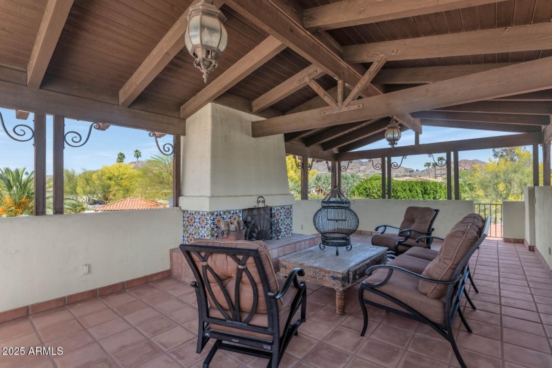 4726 E Sierra Vista Dr