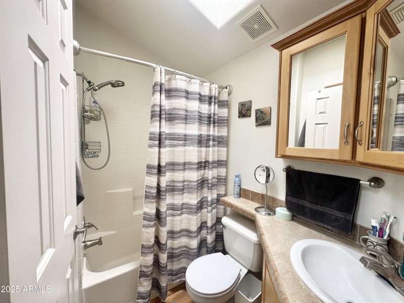 TUB/SHOWER COMBO
