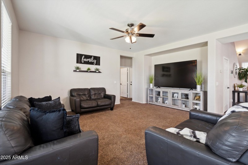 17-Family Room